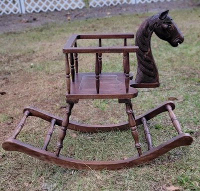 Silla mecedora infantil antigua para caballo Foto 1 de 4