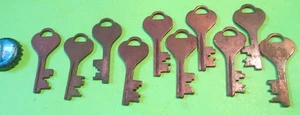 VINTAGE LOT  10 Flat BRASS Keys HOUSE JAIL LOCK - Picture 1 of 1