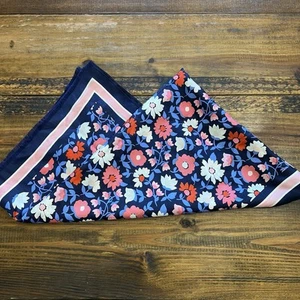 NEW Kate Spade New Floral Daisy Print Silk Oblong Scarf Navy Blue Border NWT - Picture 1 of 4