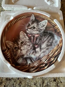 Basket Of Love Series Collector Plates by Alexei Isakov Kittens 1993 - Picture 1 of 4