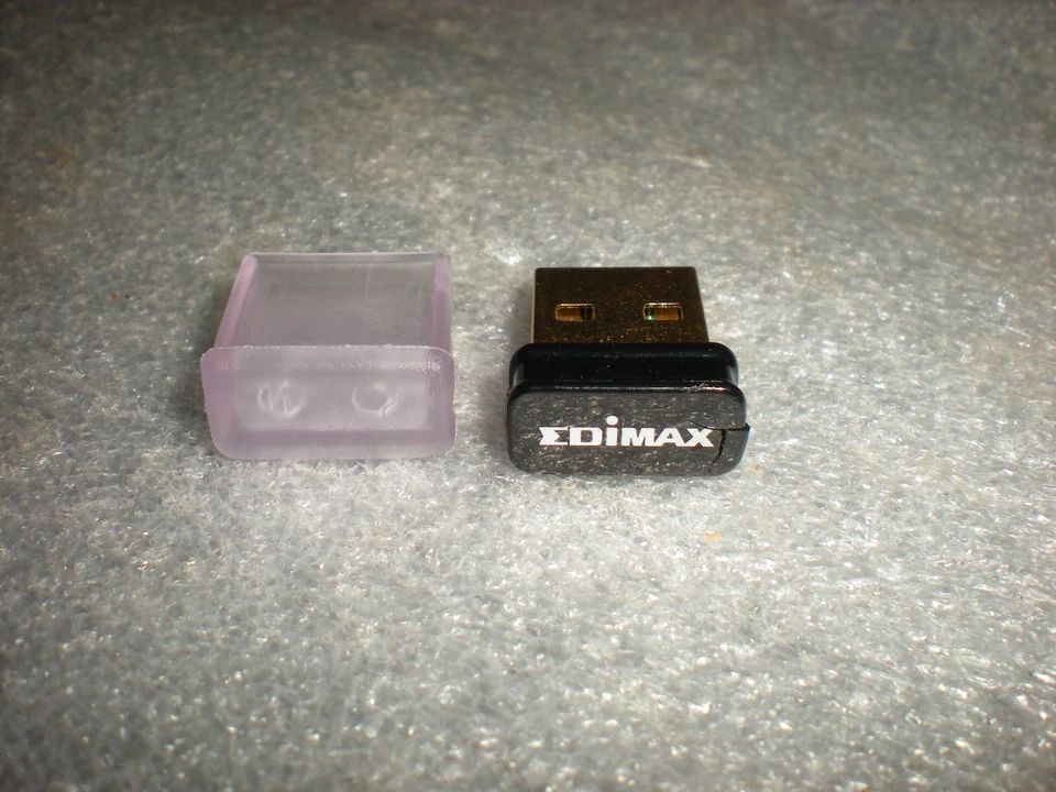 Edimax Nano USB Wi-Fi 150 Mbps 802.11bgn Wireless Adapter Gold - Image 1 of 4