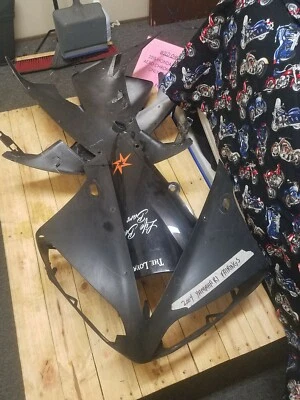 Juego de carenado Yamaha R1 2004 lote piezas de repuesto no completo  Foto 1 de 3