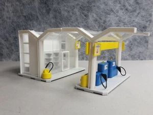 siku 4018 - Tankstelle mit Tieflader DAF 95 - 1:55 - 90iger Jahre - mint - Bild 1 von 12