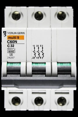MERLIN GERIN 32 AMP CURVE C 6kA TRIPLE POLE MCB CIRCUIT BREAKER C60N 24287 - Image 1 of 4