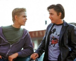 The Outsiders 1983 C. Thomas Howell & Emilio Estevez 24x36 inch Poster - Picture 1 of 1