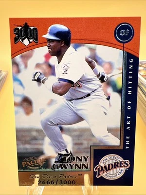 Pacific Omega Hit Machine 3000 #3 1999 Tony Gwynn 2666/3000 Foto 1 de 2
