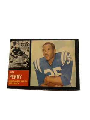 Fútbol americano Topps 1962 - Joe Perry #4 Salón de la fama Baltimore Colts en muy buen estado/excelente (1954 NFL Jugador Más Valioso) Foto 1 de 4