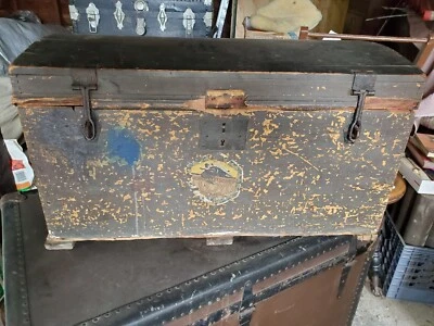 Antiguo baúl de madera con tapa curva de principios de 1900 vintage-verde.  28x15x16 Foto 1 de 4