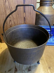 French Vintage Cast Iron Cauldron - Picture 1 of 10