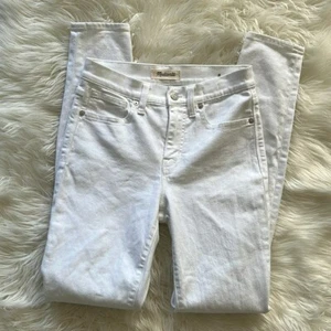 9” High-Rise Skinny Jeans in Pure White Size 25 T - Picture 1 of 6