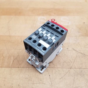 Contactor ABB AF09-30-10-13, 100-250V 50/60Hz-DC - USADO - Imagen 1 de 4