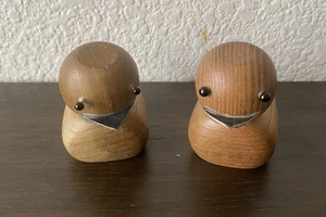 Vintage Wooden Carved Duck Salt And Pepper Shakers Leather Beaks  - Picture 1 of 6