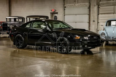 2003 Ford Mustang GT Deluxe - Изображение 1 из 4