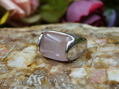 Daniel Swarovski Paris Jerky Ring, Rose Quartz Stone in Sterling Silver - Imagem 1 de 3