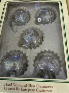 Christmas European Classics 4 Schachteln mit 5 Glasornamenten 80er Jahre handverziert - Bild 1 von 4
