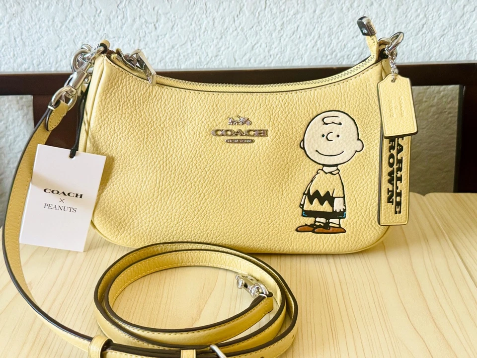 Coach Peanuts Charlie Brown Teri CBJ83 SV/HAY MULTI EUC