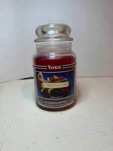 Yankee Candle Christmas Eve Housewarmer Jar Red Glow Burn Time 150 Hours 22 oz - Picture 1 of 2