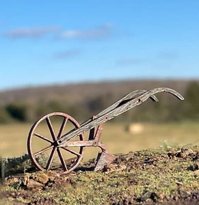 RWD 1/35 Old Wooden Hand Plow | Farm Accessories | Model Kit Diorama Tools - Picture 1 of 2