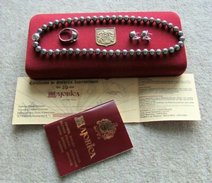 orig MAJORICA - Perlen Schmuck Set - Halskette Kette Ring Ohrringe - ungetragen - Bild 1 von 7