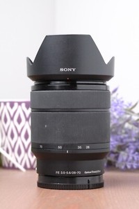 Sony FE 28-70mm F3.5-5.6 OSS Full-Frame E-Mount Zoom Lens & Hood (SEL2870)