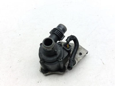 JAGUAR E-PACE 2020 2.0 PETROL AUXILIARY WATER PUMP HJ328564BA - Image 1 of 4