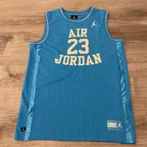 Nike Air Jordan #23 Youth Jersey Size Xl 12-15 Years Old - Picture 1 of 17