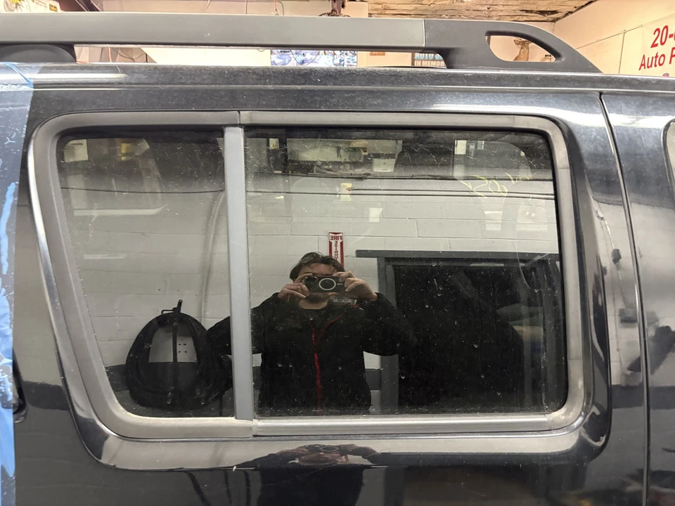 Rear Door Glass/window NISSAN PATHFINDER Right 05 06 07 08 09 10 11 12 Foto 1 de 1