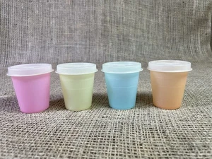 4 VINTAGE TUPPENGESCHIRR PASTELL ZWERGE BEHÄLTER MIT SIEGELN 2 UNZEN #101 - Bild 1 von 10