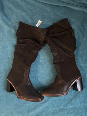 Torrid черный сутулиться ботинки с миндаля носок колена ~ размер 10 W - Изображение 1 из 3