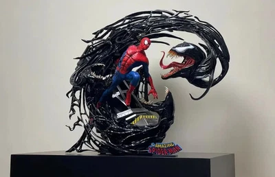 Pre-sale Private custom Spiderman VS Venom 1/4 scale Polystone statue figure - Image 1 of 4