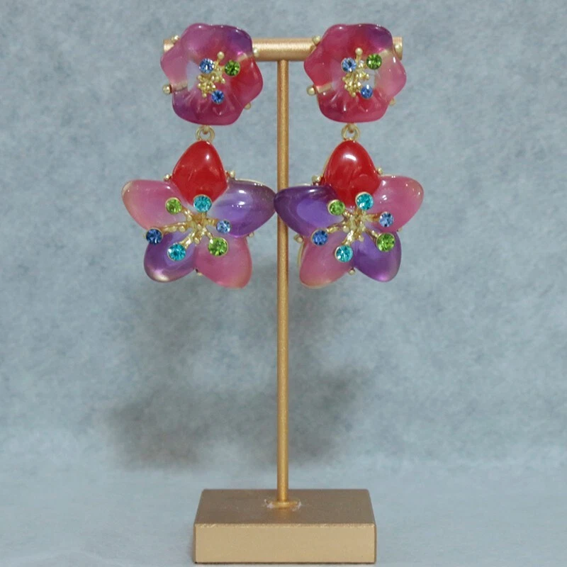 A Pair Exaggerate Earrings Pink Enamel Golded  Glass Rhinestone Fashion Earring - Image 1 of 1