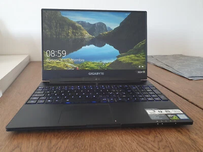 Notebook Gigabyte Aero 15 - Immagine 1 di 4