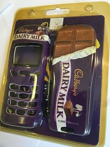 Nokia 3210 Cadbury's Dairy Milk Cover Set Front & Rear plus Keypad HNK32CADDAIST - Picture 1 of 3