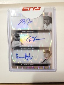 2022 Topps Chrome Sonic Triple Auto B&W RayWave 10/10 TROUT, HARPER, JUDGE