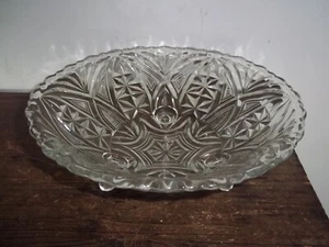 Anchor Hocking EAPG vintage arches and fan glass 3 toed serve bowl dish pressed - Picture 1 of 11