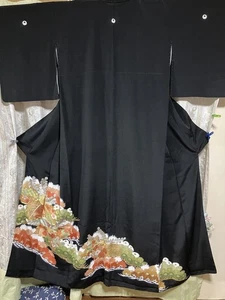 Black Tomesode Kimono Floral Embroidered Silk 155cm Length High-Quality Black - Picture 1 of 7