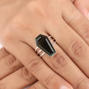 Green Tourmaline Gemstone 925 Sterling Silver Jewelry Handmade Ring Gift For Mom - Picture 1 of 6