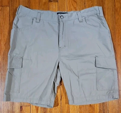 Wolverine Mens Cargo Tan/ Khaki Casual or Workwear Shorts Size 40 EUC - C1 - Image 1 of 4