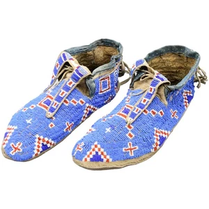 Sioux Blue Beaded Moccasins Native American - Picture 1 of 6