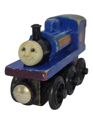 Thomas Wooden Railway Sir Handel 2002 tren tanque motor                          Foto 1 de 4