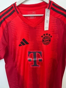 FC Bayern Munich Football Shirt Home Version Size L New - Picture 1 of 7