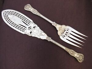 GIANT SIZE VICTORIAN SILVER PLATED FISH SERVERS - QUEENS PATTERN PIERCED FISH 