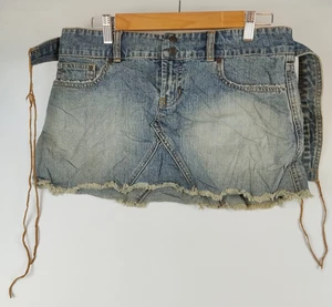 Minifalda vaquera azul envejecida dobladillo crudo talla 2 de Abercrombie and Fitch para mujer - Imagen 1 de 6