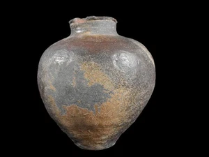 J956: XF Japanese Old Tokoname-ware Shapely DECORATIVE VASE Pot - Picture 1 of 9