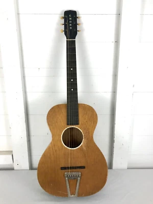 Guitarra acústica Chord Jackson-Guldan 1965 con estuche y barra deslizante Foto 1 de 4