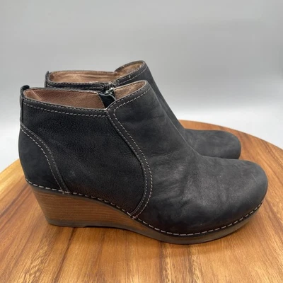 Botines Dansko Susan para mujer talla 9,5/40 cuero nobuck negro cuña tobillo Foto 1 de 4