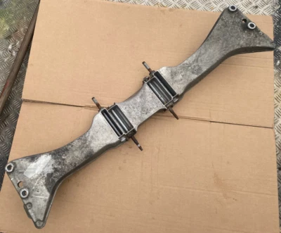 Subchasis trasero de aleación Alfa Romeo GT 147 156 GTA actualización para no GTA 147 156 Foto 1 de 3