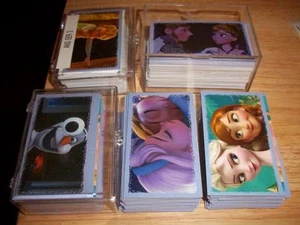 PANINI DISNEY FROZEN LOTTO DI 100 ADESIVI ALBUM DIVERSI CONFEZIONE FRESCHI NUOVI/NUOVI DI ZECCA - Foto 1 di 1