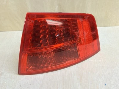 AUDI D3 A8 A8L S8 2004-2007 LADO DERECHO PASAJERO EXTERIOR LUZ TRASERA LED OEM Foto 1 de 4