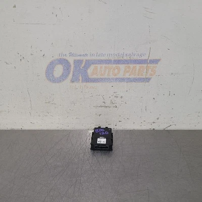 Módulo de control de puerta de enlace de red Lexus RX350 17 2017 8911148130 Foto 1 de 4